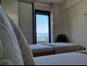 Apartementen Villa Esse - heated pool & seaview: A1(2+2), A2(4+2), A3(2+2), A4(4+2), A5(2+2) Baska Voda - Riviera Makarska  - Appartement - A2(4+2): slaapkamer