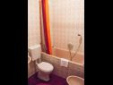 Apartementen Ante - seaview A1(5), SA2(3), SA3(2+1) Brela - Riviera Makarska  - Appartement - A1(5): badkamer met toilet