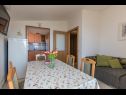 Apartementen Ruze - 200 m from sea : A1(6+1), A2(8+1) Brela - Riviera Makarska  - Appartement - A2(8+1): keuken en eetkamer