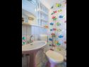 Apartementen Mira - economy: A1(2+2), SA2(2), SA3(2) Igrane - Riviera Makarska  - Studio-appartment - SA2(2): badkamer met toilet