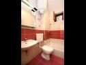 Apartementen Sunny - quiet and relaxing A1(2+2), A2(2+1) Makarska - Riviera Makarska  - Appartement - A1(2+2): badkamer met toilet
