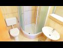 Apartementen Bor - with great view: A1(4+2)Garbin, SA2(2)Levant Makarska - Riviera Makarska  - Appartement - A1(4+2)Garbin: badkamer met toilet