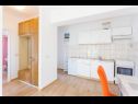 Apartementen Tomislava - ground floor apartments: A1(2+1), A2(2+3) Makarska - Riviera Makarska  - Appartement - A1(2+1): keuken