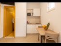 Apartementen Gianni - modern & great location: SA1(2), A2(2+2), A3(2+2) Makarska - Riviera Makarska  - Studio-appartment - SA1(2): keuken en eetkamer