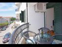 Apartementen Rose - comfy deluxe : A1(4) Makarska - Riviera Makarska  - Appartement - A1(4): terras