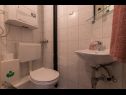 Apartementen Josi - great view: A1(4+2) Makarska - Riviera Makarska  - Appartement - A1(4+2): badkamer met toilet