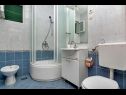 Apartementen Smi - 250 m from sea: A1 juzni(2+1), A2 sjeverni(2+1), A3(4) Makarska - Riviera Makarska  - Appartement - A3(4): badkamer met toilet