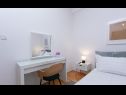 Apartementen Marin - 20m to the beach: A1(5) Podgora - Riviera Makarska  - Appartement - A1(5): slaapkamer