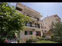 Apartementen Petar - free parking A1(3+1), A2(5) Dugi Rat - Riviera Omis  - huis