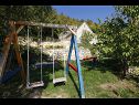 Vakantiehuizen Mario - with pool: H(6+2) Gata - Riviera Omis  - Kroatië  - speeltuin