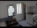 Apartementen Zorica - with view: A1(4+1), SA2(2+1), SA3(2+1), SA4(2+1), A5(10+1) Marusici - Riviera Omis  - Studio-appartment - SA2(2+1): slaapkamer