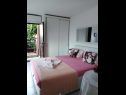 Apartementen Branka - at the beach: A1(4), SA2(2) Stanici - Riviera Omis  - Studio-appartment - SA2(2): slaapkamer