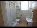 Apartementen Sime - 800 m from sea: A1(2+2), A2(2+2), A3(2+2), A4(4+2) Novalja - Eiland Pag  - Appartement - A1(2+2): badkamer met toilet