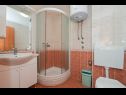 Apartementen Ilija - with parking: A1(4+1), A2(4+1), A3(4+2) Novalja - Eiland Pag  - Appartement - A3(4+2): badkamer met toilet