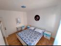 Apartementen Bor - 20 meters from beach: SA3(2+1), A1(4+1), A2(4+1) Kraj - Eiland Pasman  - Appartement - A2(4+1): slaapkamer