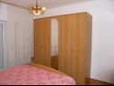 Apartementen Mirko - 100m from beach: A1(4+3), A2(4+1) Ugrinic - Eiland Pasman  - Appartement - A1(4+3): slaapkamer