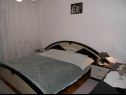 Apartementen Mirko - 100m from beach: A1(4+3), A2(4+1) Ugrinic - Eiland Pasman  - Appartement - A1(4+3): slaapkamer