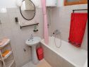 Apartementen Rosa- 30m from beach A1(2), SA2(2) Orebic - Schiereiland Peljesac  - Appartement - A1(2): badkamer met toilet