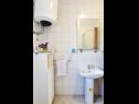 Apartementen Vinx - grill and terrace A1(2+2), A2(2+2) Baai Kanica (Rogoznica) - Riviera Sibenik  - Kroatië  - Appartement - A2(2+2): badkamer met toilet