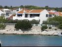 Apartementen Ziva - by the beach; A1(6), A2(4), A3 (2+1) Baai Lozica (Rogoznica) - Riviera Sibenik  - Kroatië  - huis