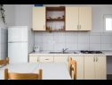 Apartementen Zvon - 10 m from sea : A1(4+1) Rogoznica - Riviera Sibenik  - Appartement - A1(4+1): keuken