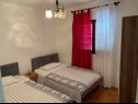Apartementen Josip - with parking: A1(4), A2(4+1) Rogoznica - Riviera Sibenik  - Appartement - A1(4): slaapkamer