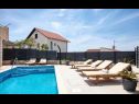 Vakantiehuizen Mirka - with heated pool: H(8+2) Baai Stivasnica (Razanj) - Riviera Sibenik  - Kroatië  - zwembad