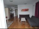 Apartementen Vale - 450m to the beach: A1(2+2), SA2(2), A3(2) Vodice - Riviera Sibenik  - Appartement - A1(2+2): woonkamer