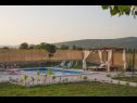 Vakantiehuizen Villa Solis - luxury with pool: H(6) Dicmo - Riviera Split  - Kroatië  - terras