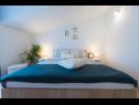 Vakantiehuizen Villa Solis - luxury with pool: H(6) Dicmo - Riviera Split  - Kroatië  - H(6): slaapkamer