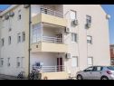 Apartementen Danijela - 200 m from beach: Nina (3) Kastel Stafilic - Riviera Split  - huis