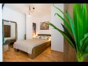 Apartementen Sunny - 100 m from sea: A1(2+1) Kastel Stafilic - Riviera Split  - Appartement - A1(2+1): slaapkamer