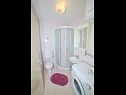 Apartementen Dragi - adults only: SA1(2), A2(2), A3(3) Split - Riviera Split  - Studio-appartment - SA1(2): badkamer met toilet