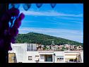 Apartementen Dragica - central : A2(3+1) Split - Riviera Split  - Appartement - A2(3+1): uitzicht vanuit het raam (huis en omgeving)