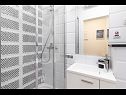 Apartementen Jelena A1(5+1) Split - Riviera Split  - Appartement - A1(5+1): badkamer met toilet