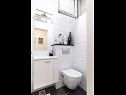 Apartementen Jelena A1(5+1) Split - Riviera Split  - Appartement - A1(5+1): badkamer met toilet