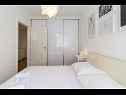 Apartementen Jelena A1(5+1) Split - Riviera Split  - Appartement - A1(5+1): slaapkamer