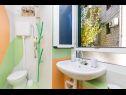 Apartementen Happy - in the center : A1(2+1) Split - Riviera Split  - Appartement - A1(2+1): badkamer met toilet