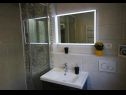 Apartementen Dragi - adults only: SA1(2), A2(2), A3(3) Split - Riviera Split  - Appartement - A3(3): badkamer met toilet