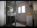 Apartementen Dragi - adults only: SA1(2), A2(2), A3(3) Split - Riviera Split  - Appartement - A3(3): badkamer met toilet