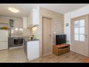 Apartementen Neda - charming and comfy : A1(3) Split - Riviera Split  - Appartement - A1(3): keuken