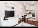 Apartementen Bosiljka-comfortable and modern: A1(2) Split - Riviera Split  - Appartement - A1(2): eetkamer