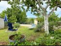 Vakantiehuizen Jasna - big garden: H(4+2) Srijane - Riviera Split  - Kroatië  - tuinterras