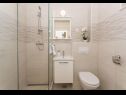 Apartementen Ivica - 100m from the sea A1(2+2), A2(2+2), A3(2+2), A4(2+2), A5(3+2) Drvenik Veli (Eiland Drvenik Veli) - Riviera Trogir  - Appartement - A2(2+2): badkamer met toilet