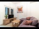 Apartementen Lux 1 - heated pool: A1(4), A4(4) Marina - Riviera Trogir  - Appartement - A4(4): woonkamer