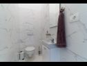 Apartementen Lux 2 - heated pool: A2(4+2), A3(4+2) Marina - Riviera Trogir  - Appartement - A3(4+2): badkamer met toilet