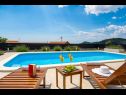 Vakantiehuizen Pax - with pool: H(4+2) Marina - Riviera Trogir  - Kroatië  - H(4+2): uitzicht