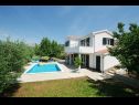 Vakantiehuizen Viki - with heated pool: H(6+1) Plano - Riviera Trogir  - Kroatië  - huis