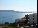 Apartementen Milka - 100m from the sea A1(4), A2(2+1) Seget Donji - Riviera Trogir  - uitzicht