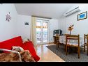Apartementen VV A1(2+1), A2(5), A3(7) Seget Vranjica - Riviera Trogir  - Appartement - A2(5): woonkamer